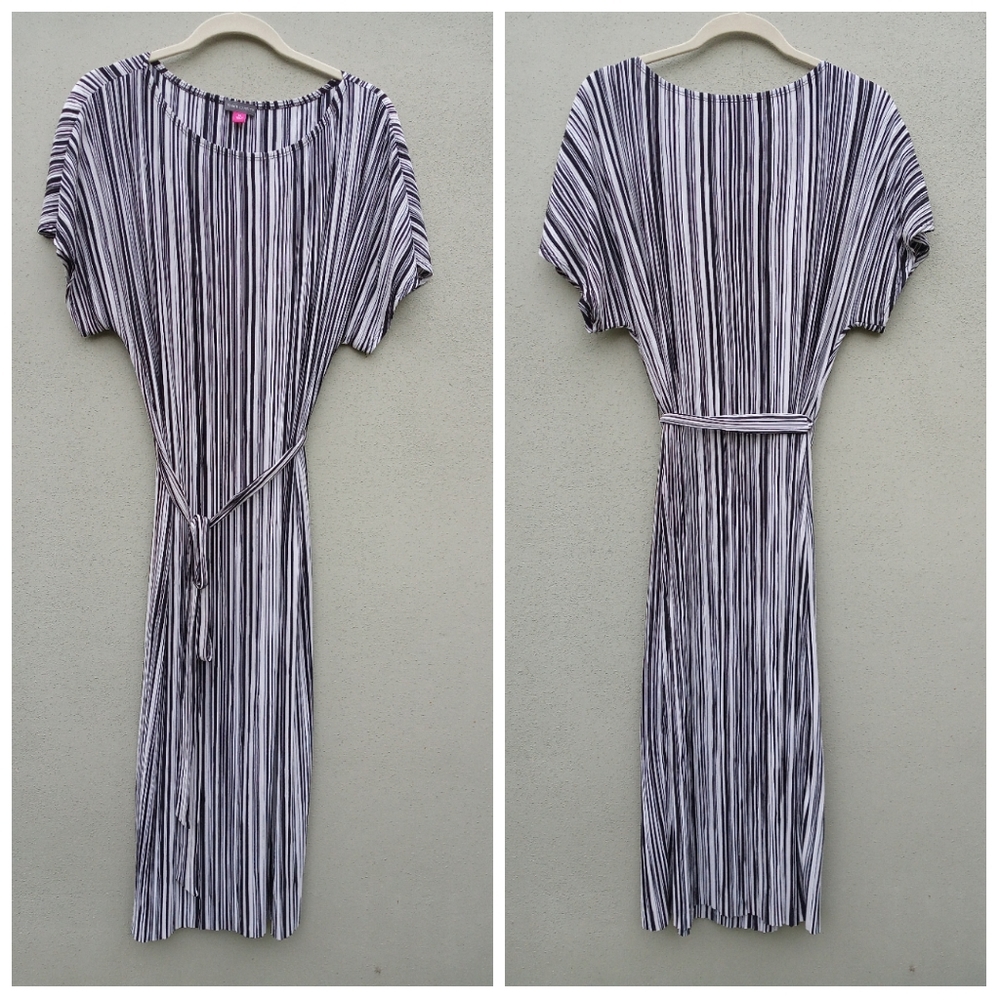 Vince Camuto Black & White Dress in Medium